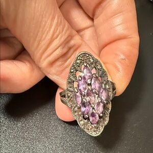 Vintage Style Women's Amethyst Marquise Cluster Ring - Purple